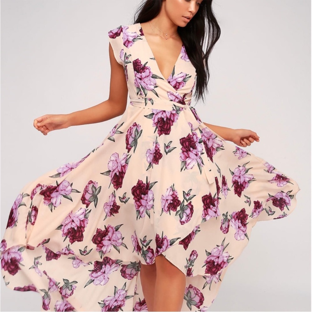 Lulu's Elegant High-Low Dress in Cream and Purple